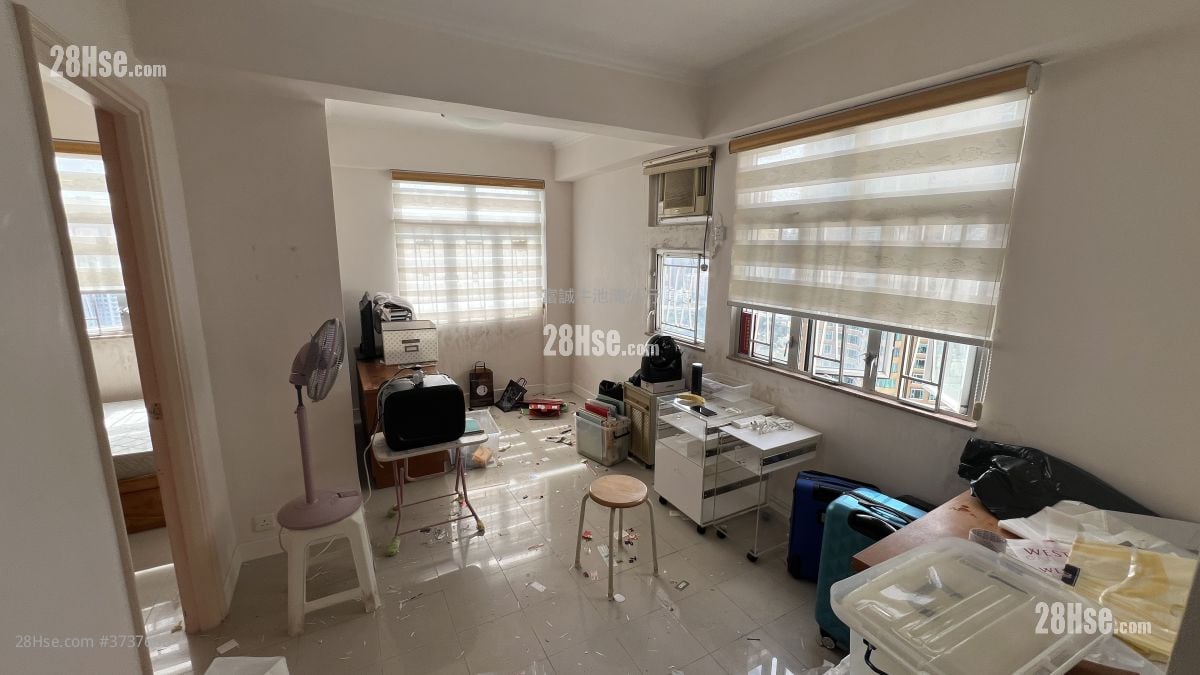 新麗花園 售盤 1 浴室 386 平方呎