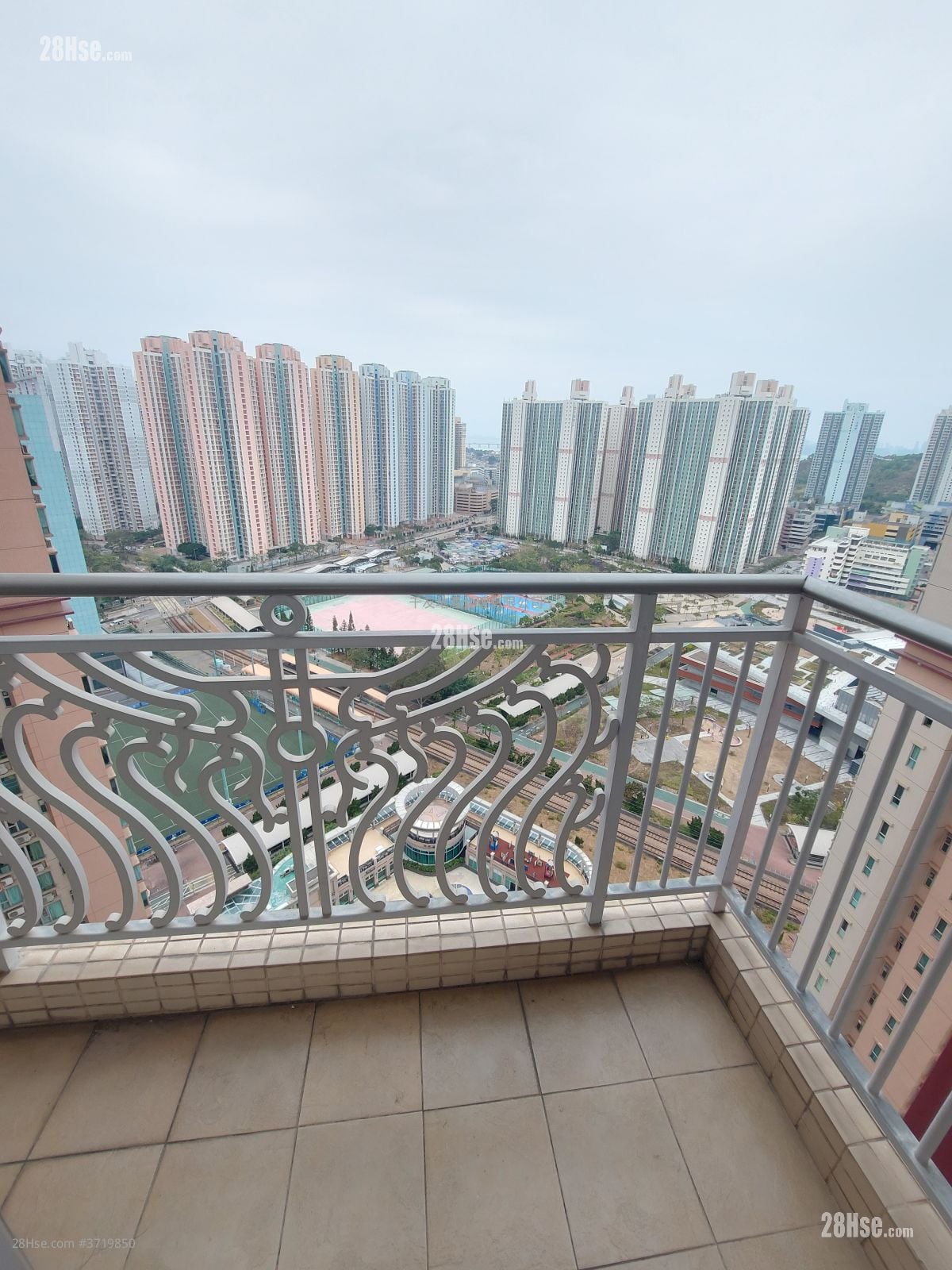 慧景轩 租盘 3 房 , 2 浴室 680 平方尺