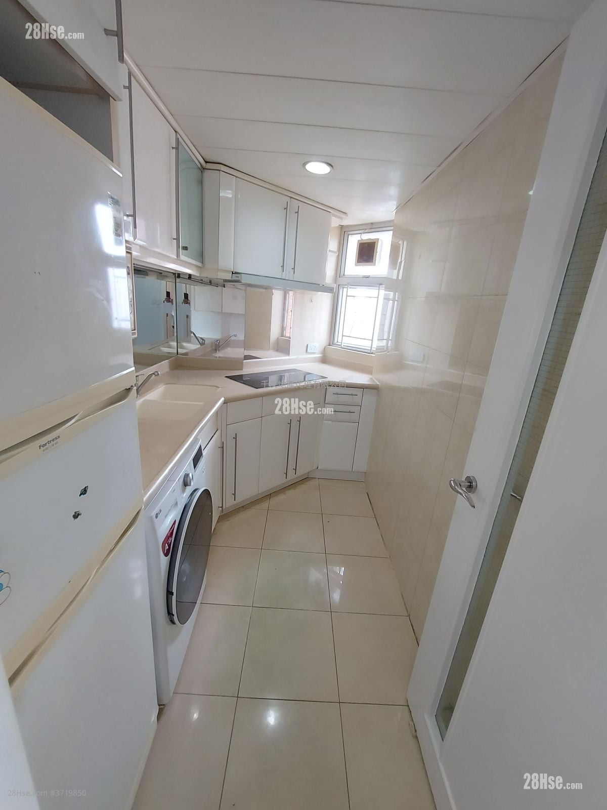 慧景轩 租盘 3 房 , 2 浴室 680 平方尺