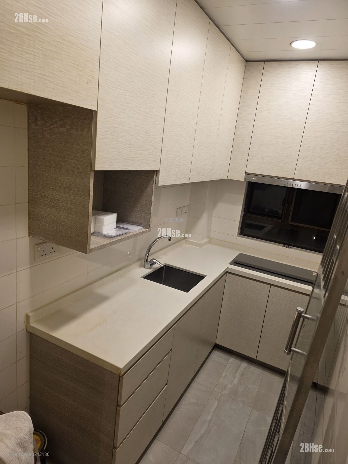 裕成楼 租盘 2 房 , 2 浴室 604 平方尺