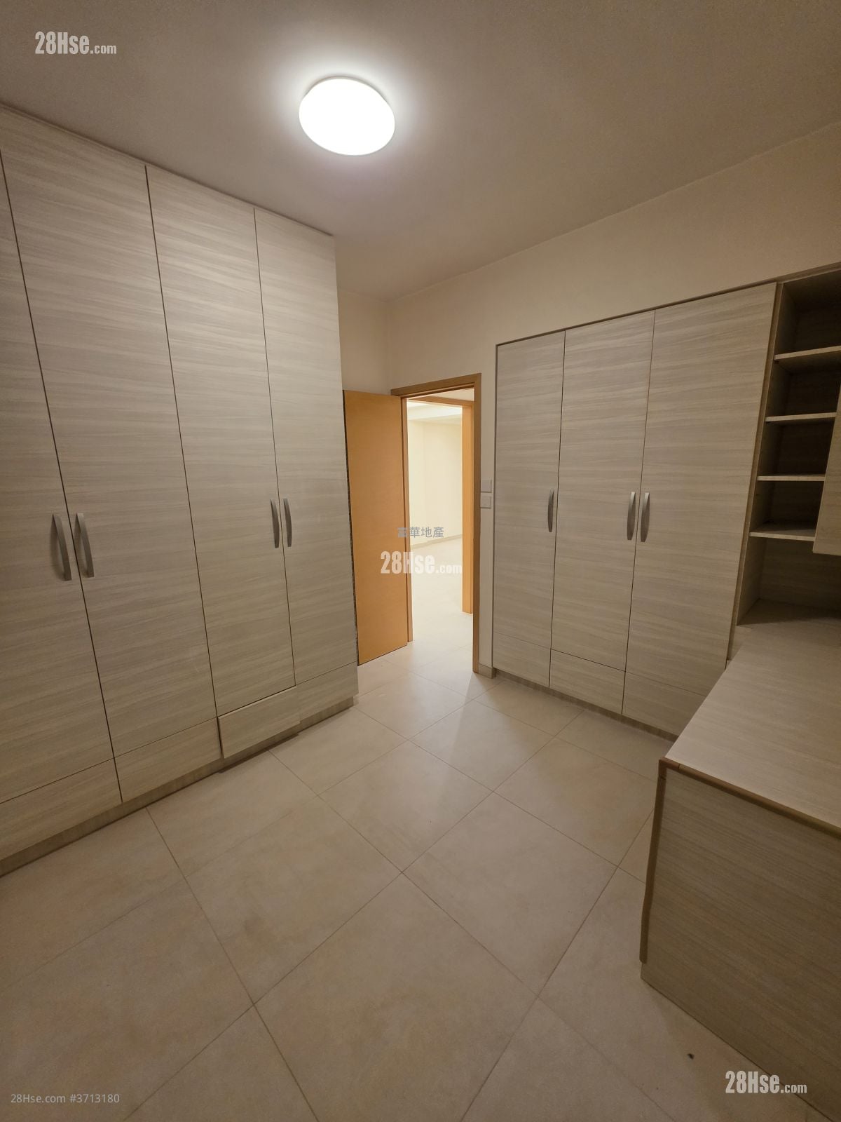 裕成楼 租盘 2 房 , 2 浴室 604 平方尺