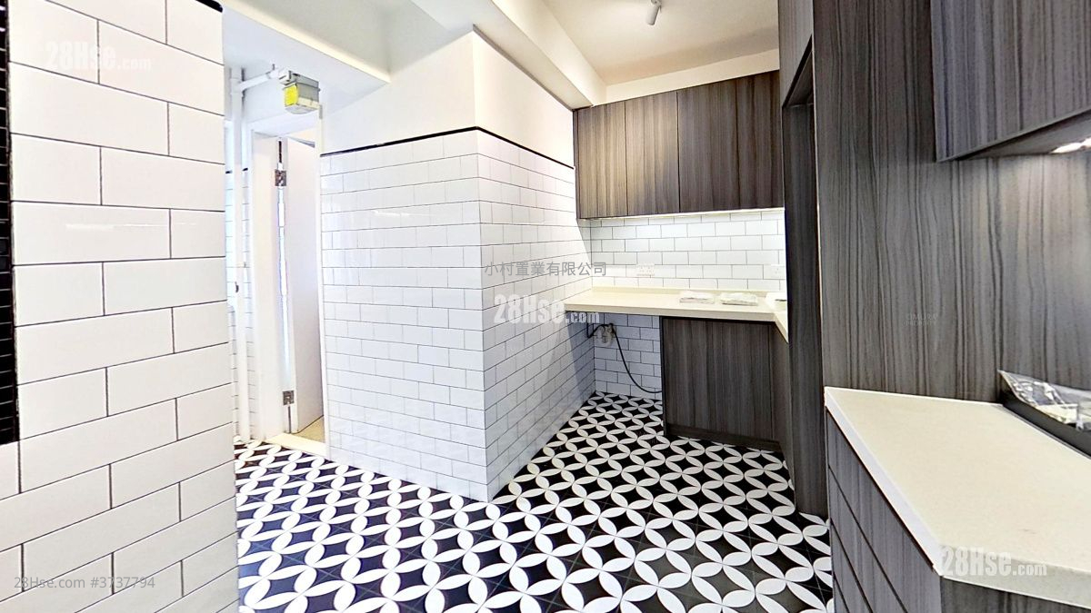 廚房: 翠華園 租盤 3 房 , 2 浴室 1,076 平方呎