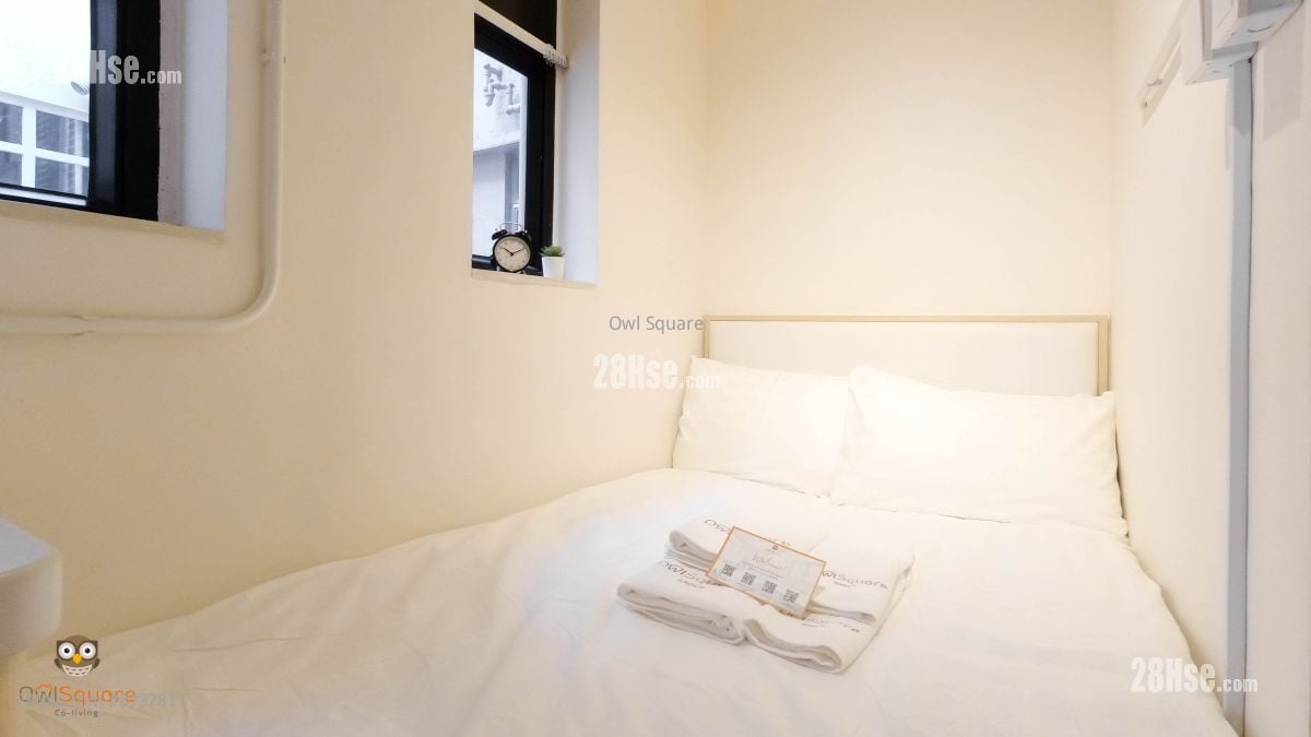 Lunar Building Rental 1 Bedroom , 1 Bathroom 140 ft²