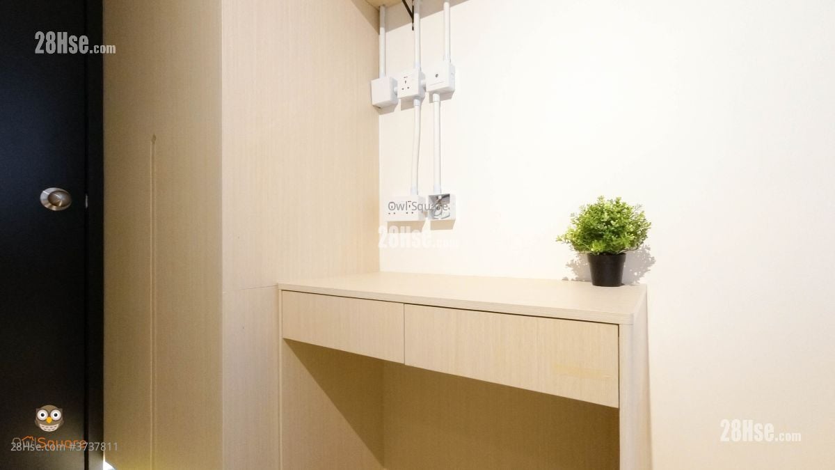 Lunar Building Rental 1 Bedroom , 1 Bathroom 140 ft²