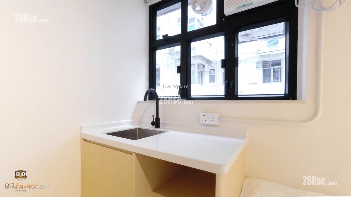 Lunar Building Rental 1 Bedroom , 1 Bathroom 140 ft²