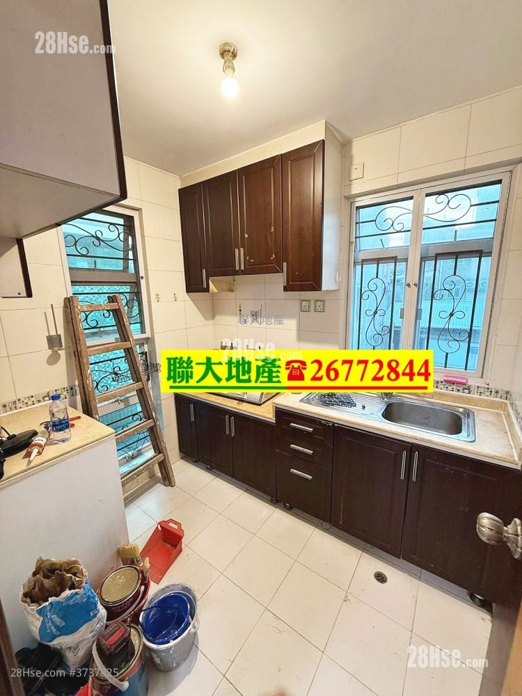 村屋 租盤 3 房 , 1 浴室 630 平方呎