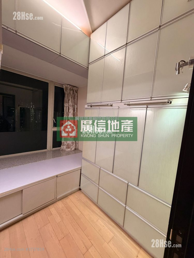 亮賢居 租盤 2 房 , 1 浴室 555 平方呎