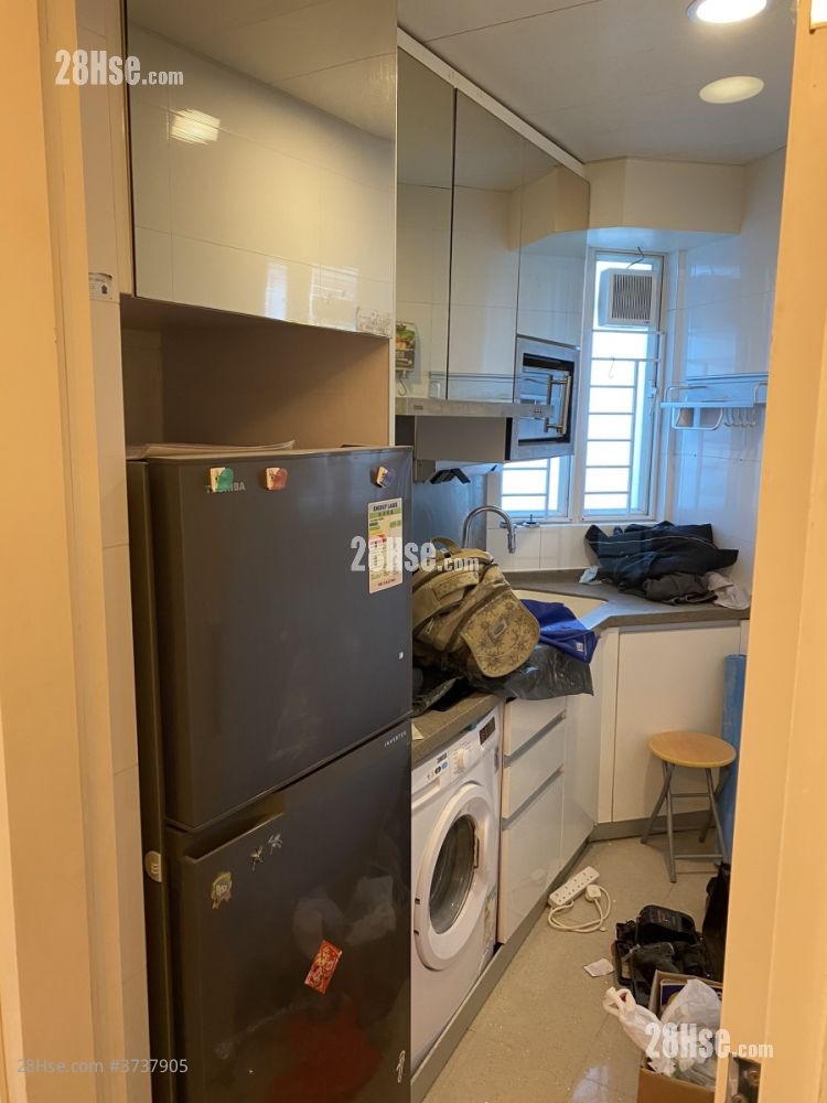 領都 租盤 3 房 , 2 浴室 686 平方呎