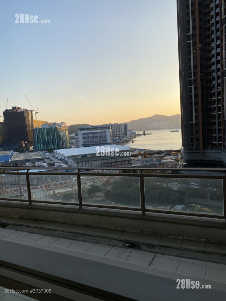 領都 租盤 3 房 , 2 浴室 686 平方呎