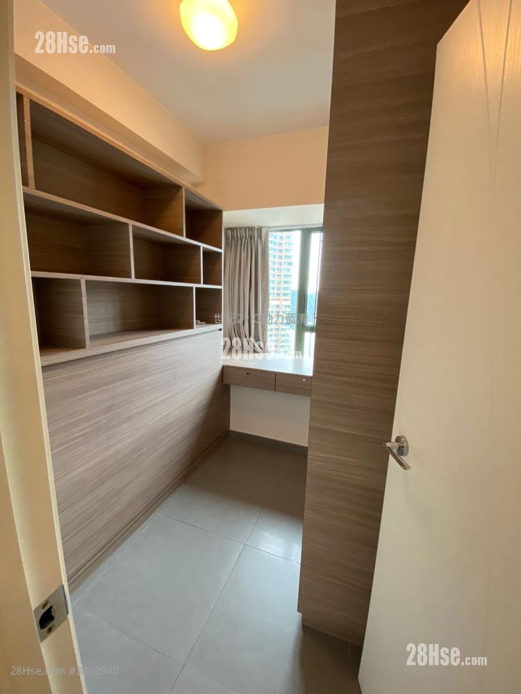 Island Resort Sell 2 Bedrooms , 1 Bathroom 497 ft²