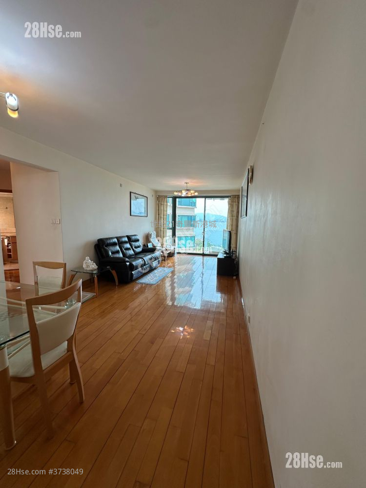 海典居 售盤 3 房 , 2 浴室 966 平方呎