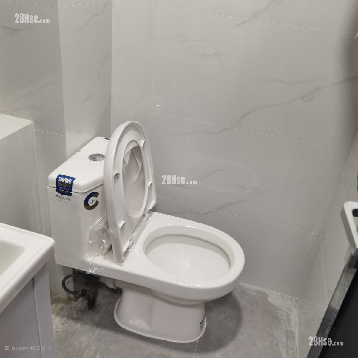 Po Hing Mansion Rental 1 Bathroom 110 ft²