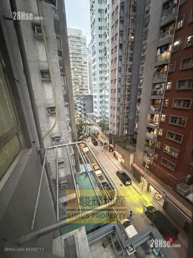 Tung On Court Rental 1 Bedroom , 1 Bathroom 242 ft²