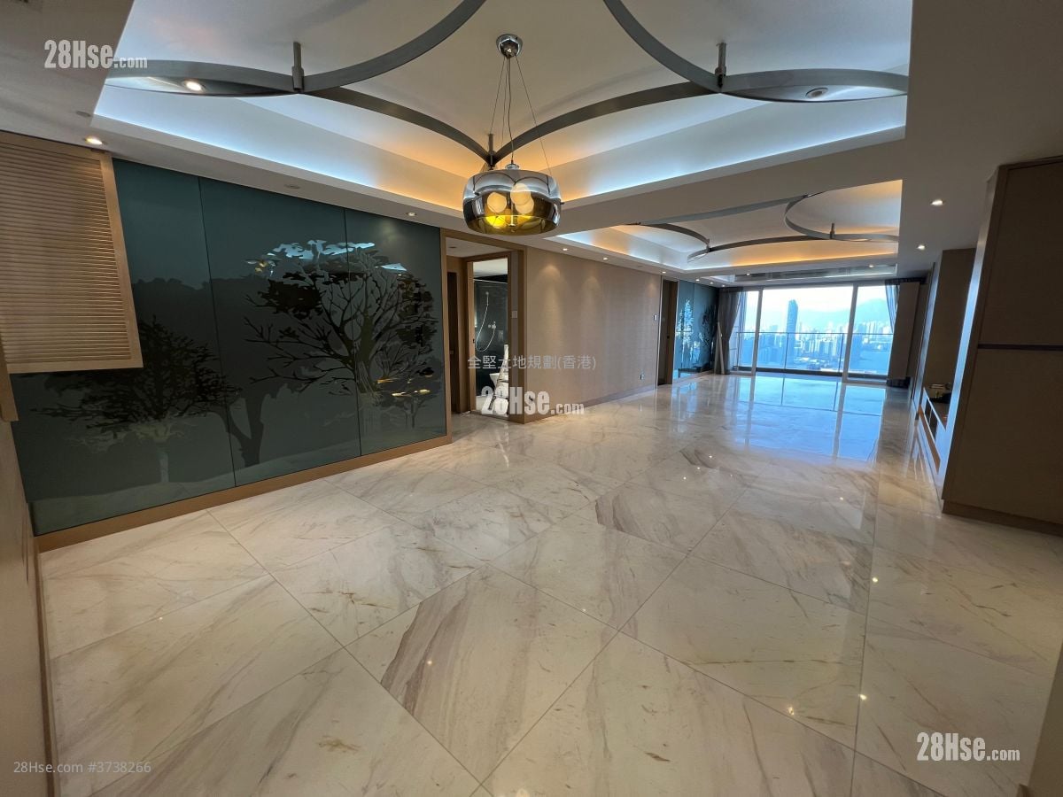 摩天大厦 售盘 4 房 , 2 浴室 1,806 平方尺