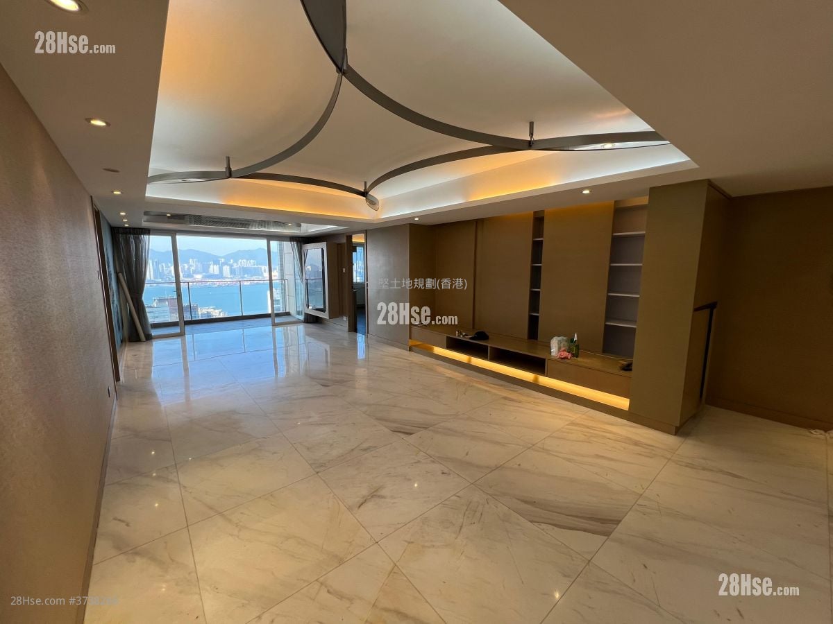 摩天大厦 售盘 4 房 , 2 浴室 1,806 平方尺