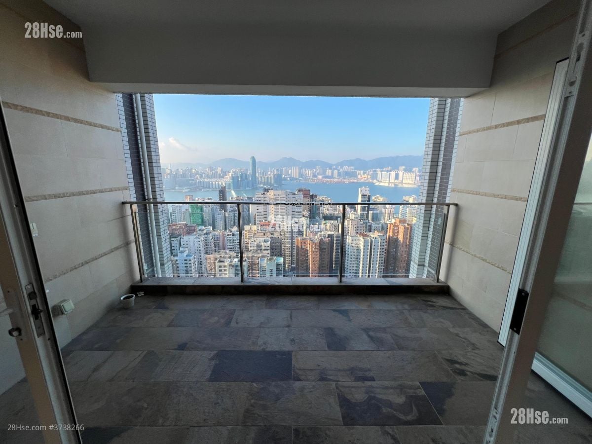 摩天大厦 售盘 4 房 , 2 浴室 1,806 平方尺