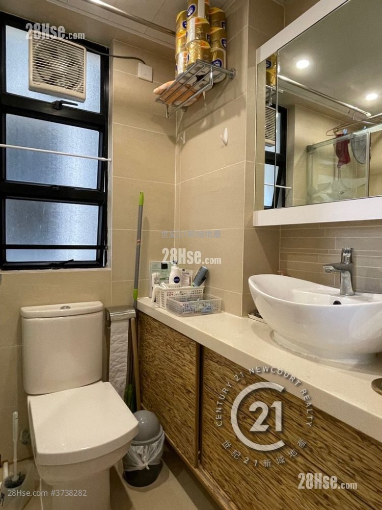 Discovery Bay Sell 3 Bedrooms , 2 Bathrooms 743 ft²