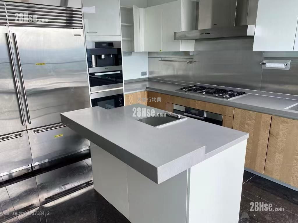 Aria Sell 4 Bedrooms 3,140 ft²