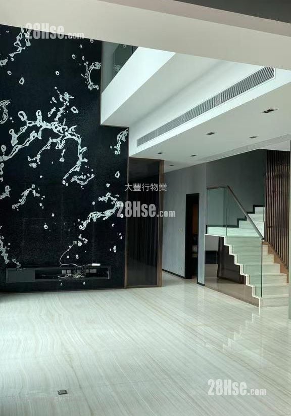 Aria Sell 4 Bedrooms 3,140 ft²