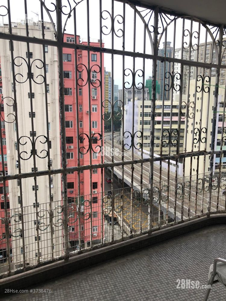 翠华大厦 售盘 3 房 , 2 浴室 1,561 平方尺