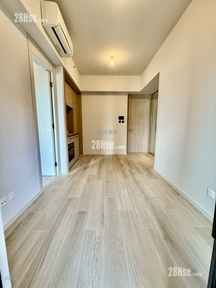 廳: 柏蔚森 租盤 2 房 , 1 浴室 383 平方呎