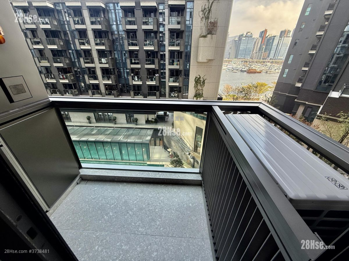 露台: 柏蔚森 租盤 2 房 , 1 浴室 383 平方呎