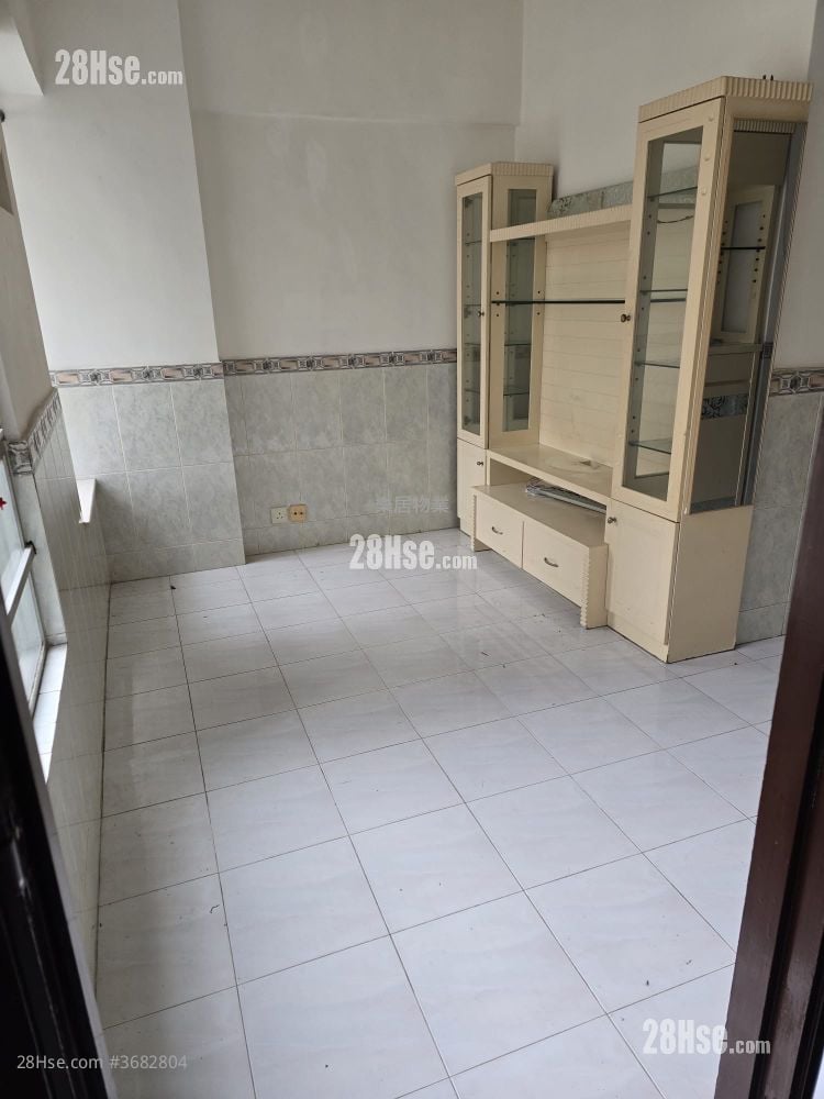 Tung Wai Garden Sell 1 Bedroom , 1 Bathroom 318 ft²