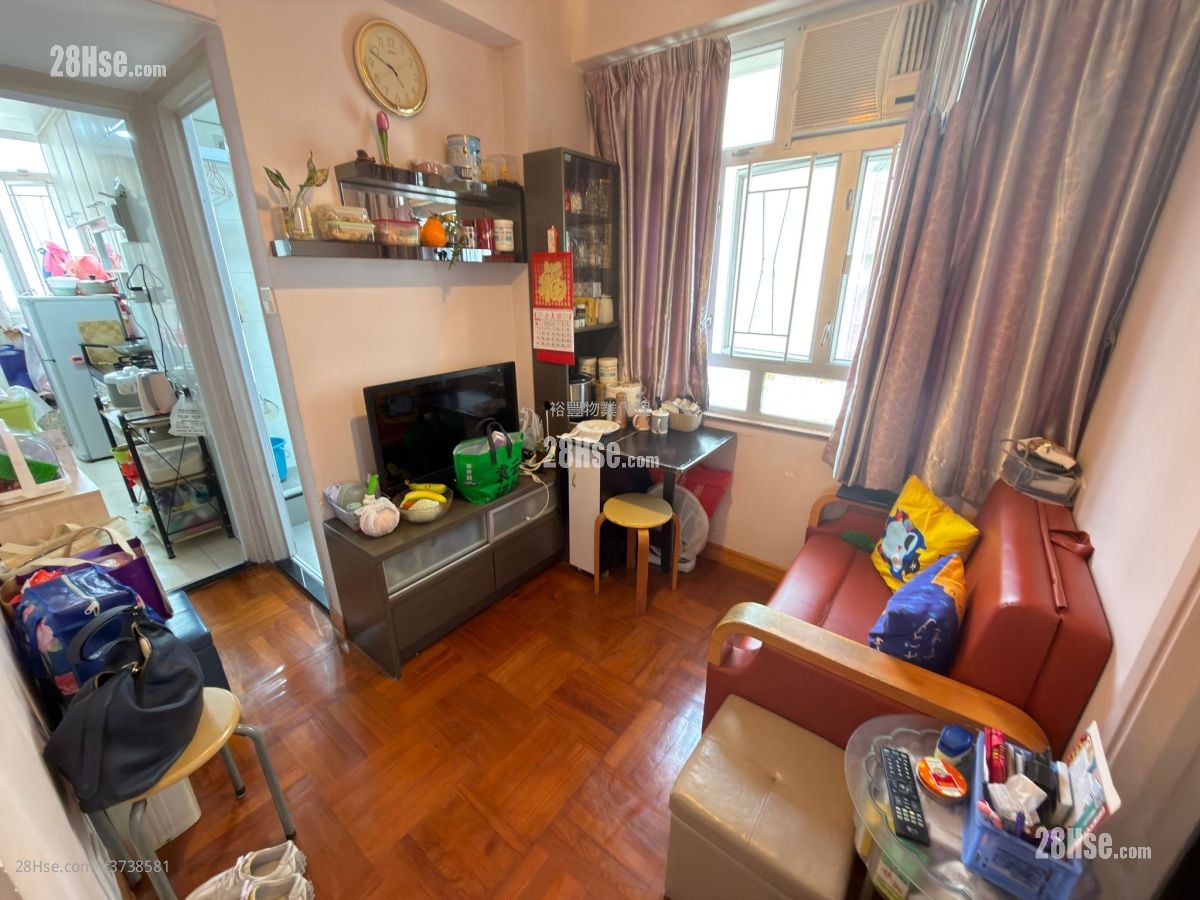 Sunny Court Sell 1 Bedroom , 1 Bathroom 253 ft²