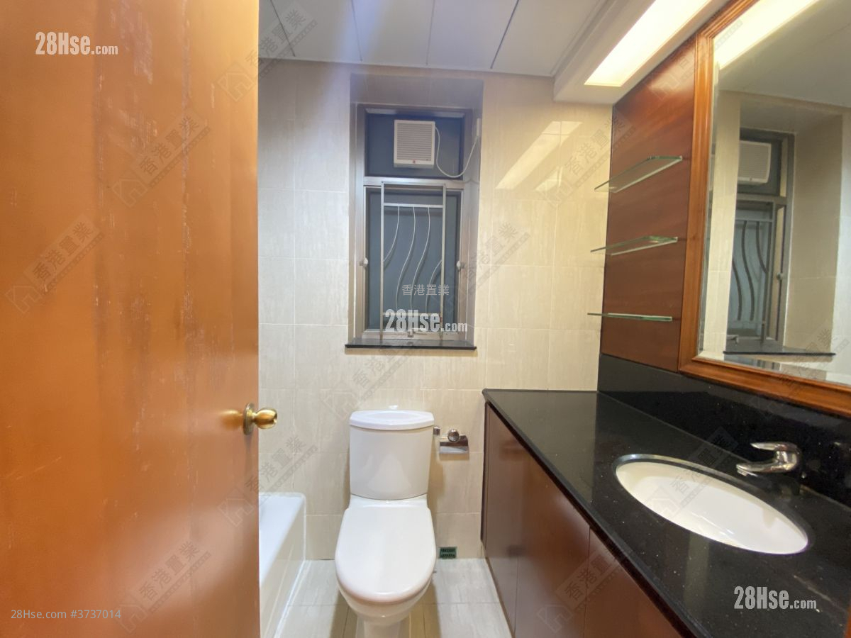 擎天半島 售盤 3 房 , 2 浴室 774 平方呎