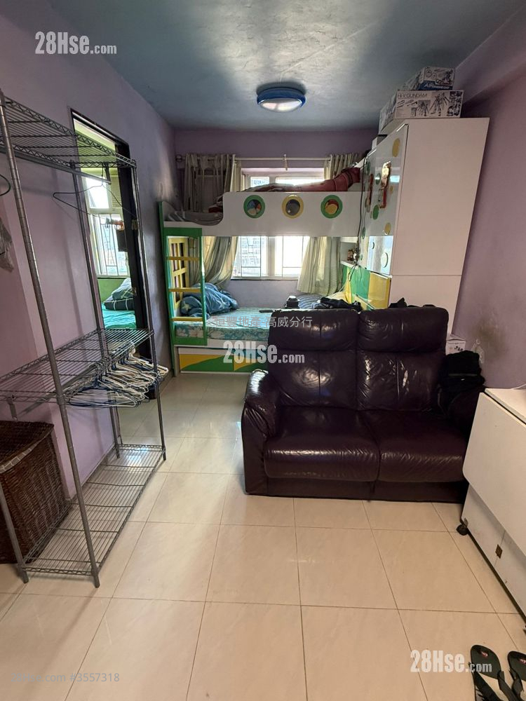 Artland Court Sell 1 Bedroom , 1 Bathroom 364 ft²