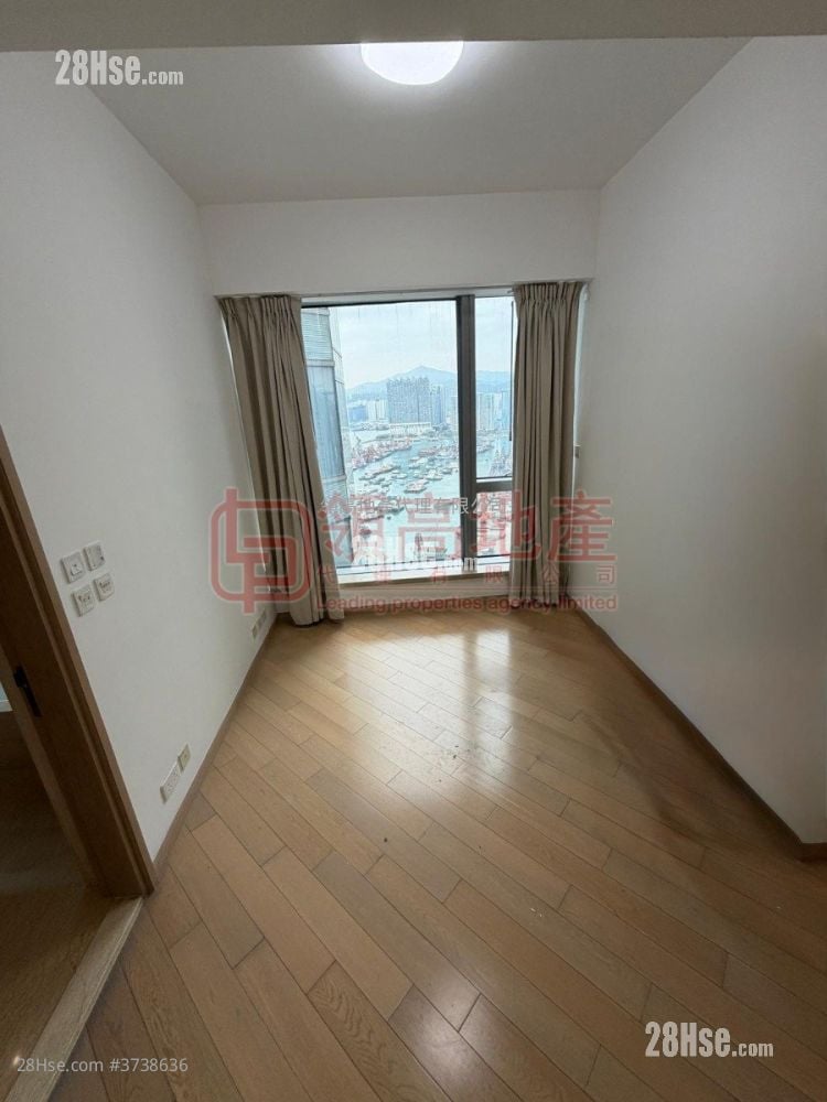 天玺 租盘 3 房 , 2 浴室 900 平方尺