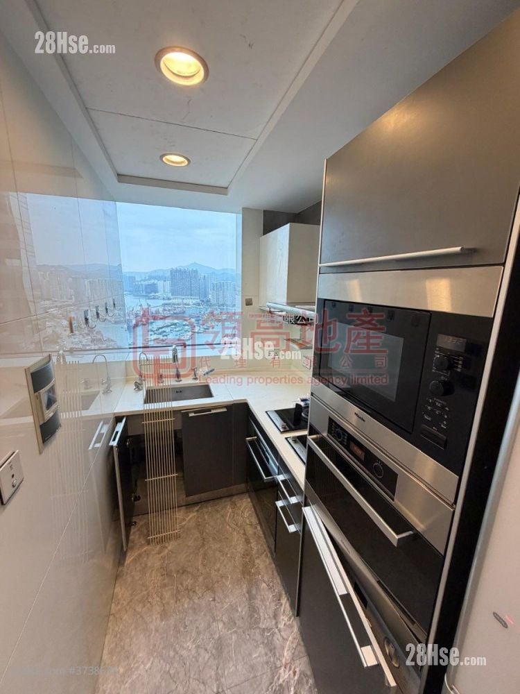 天玺 租盘 3 房 , 2 浴室 900 平方尺