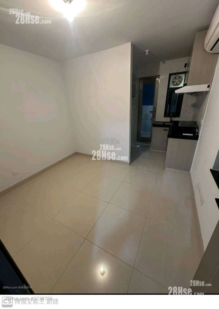 村屋 租盘 90 平方尺