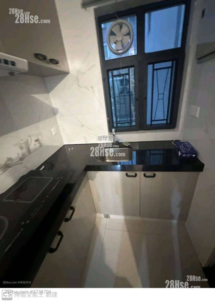 村屋 租盘 90 平方尺