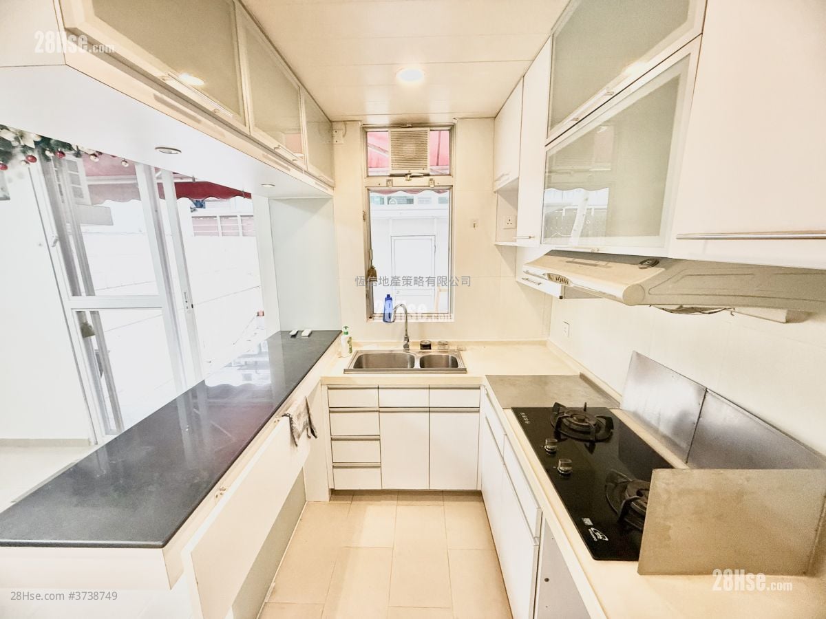 Palm Springs Rental 4 Bedrooms , 2 Bathrooms 967 ft²