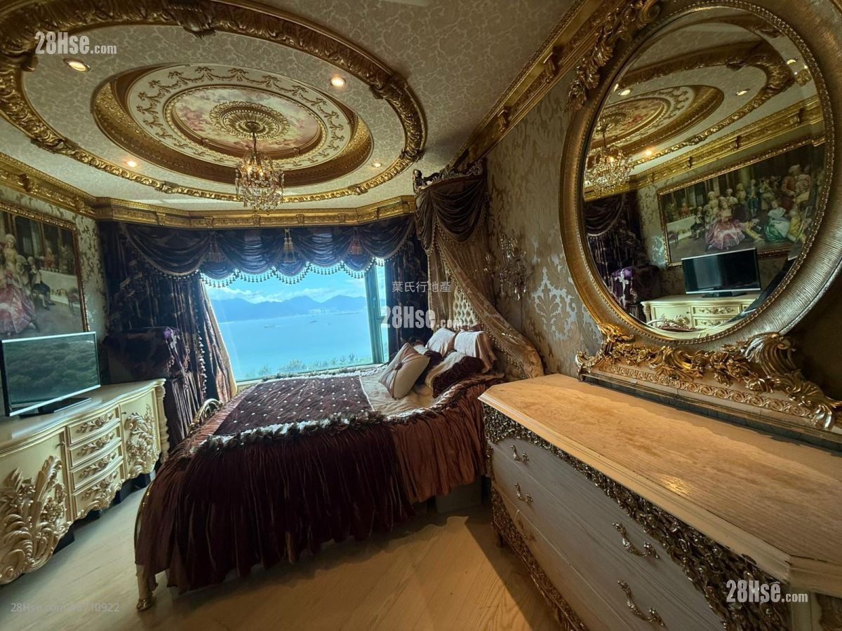 Palatial Coast Sell 3 Bedrooms , 2 Bathrooms 1,187 ft²