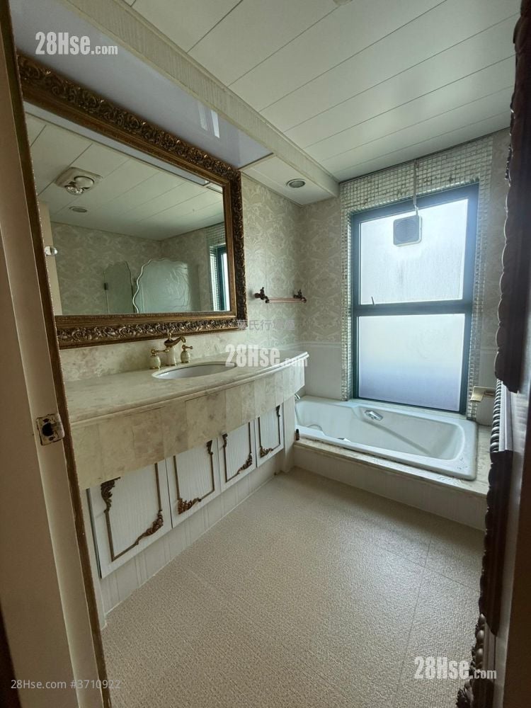 Palatial Coast Sell 3 Bedrooms , 2 Bathrooms 1,187 ft²