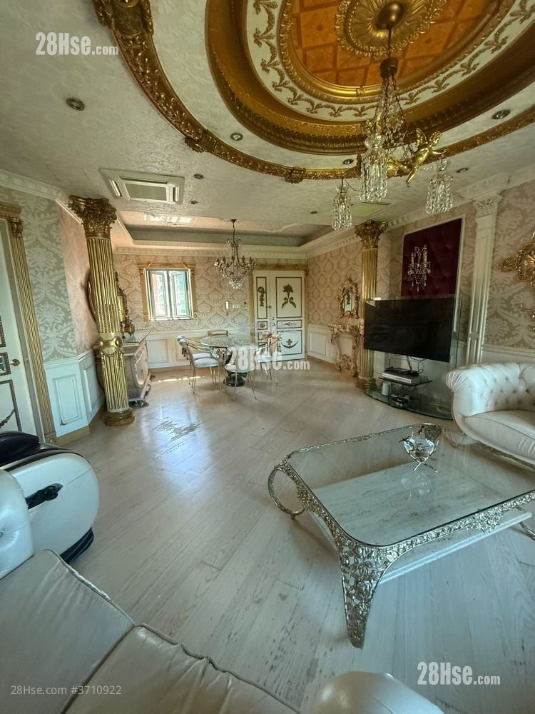 Palatial Coast Sell 3 Bedrooms , 2 Bathrooms 1,187 ft²