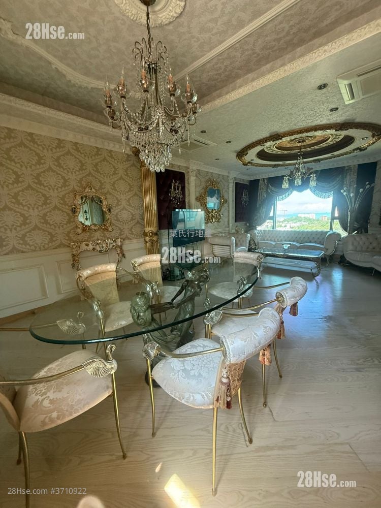 Palatial Coast Sell 3 Bedrooms , 2 Bathrooms 1,187 ft²