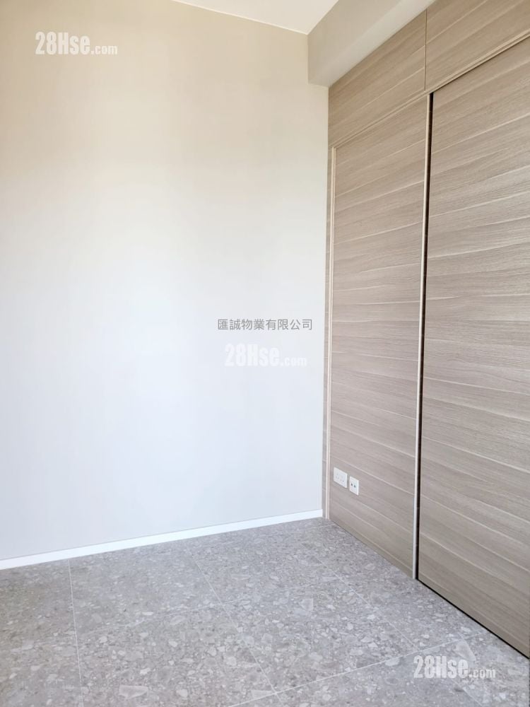 Artisan Garden Sell 1 Bedroom , 1 Bathroom 303 ft²