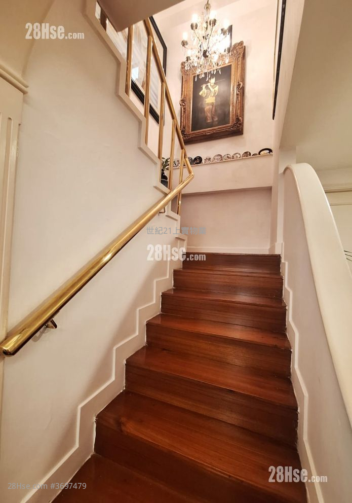 Wistaria Road Sell 3 Bedrooms , 2 Bathrooms 1,276 ft²