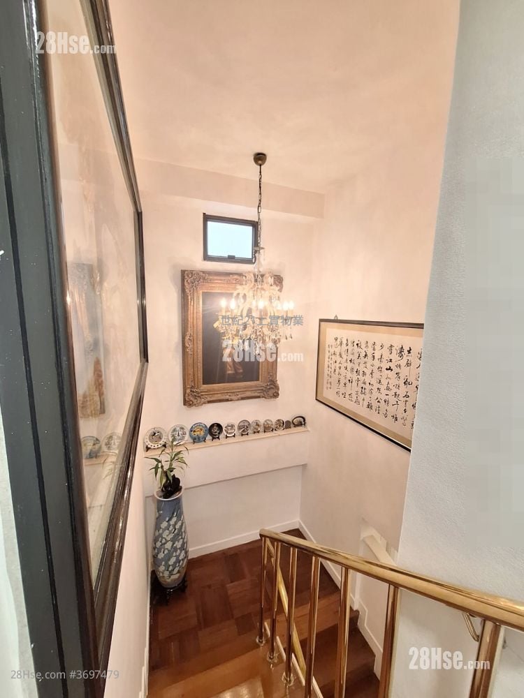 Wistaria Road Sell 3 Bedrooms , 2 Bathrooms 1,276 ft²