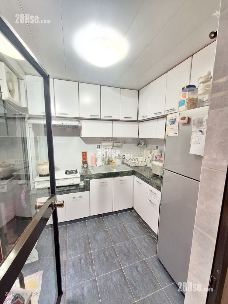 Wistaria Road Sell 3 Bedrooms , 2 Bathrooms 1,276 ft²