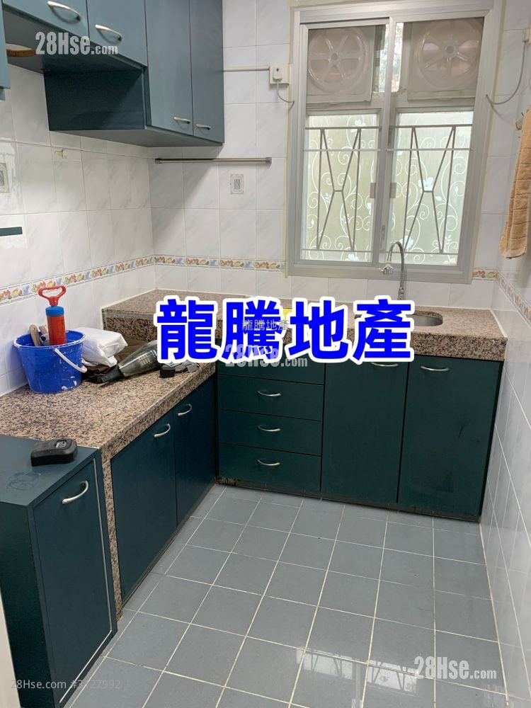 Fanling Sell 3 Bedrooms , 1 Bathroom