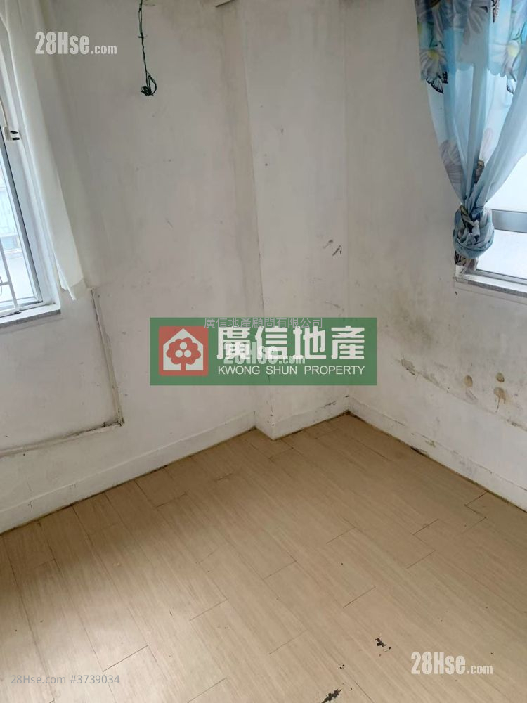 好世界洋樓 租盤 3 房 , 1 浴室 376 平方呎