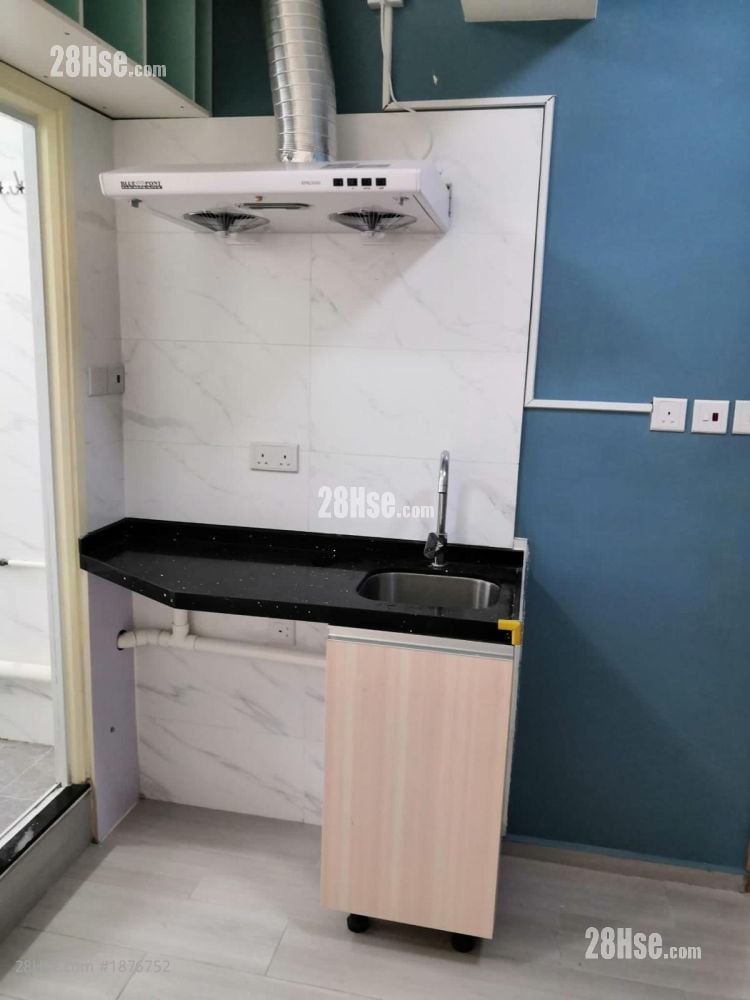 万荣大厦 租盘 130 平方尺