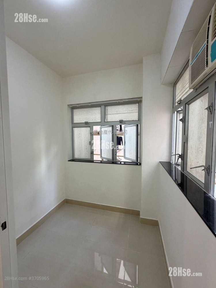 Hip Hang Mansion Rental 1 Bedroom , 1 Bathroom 160 ft²