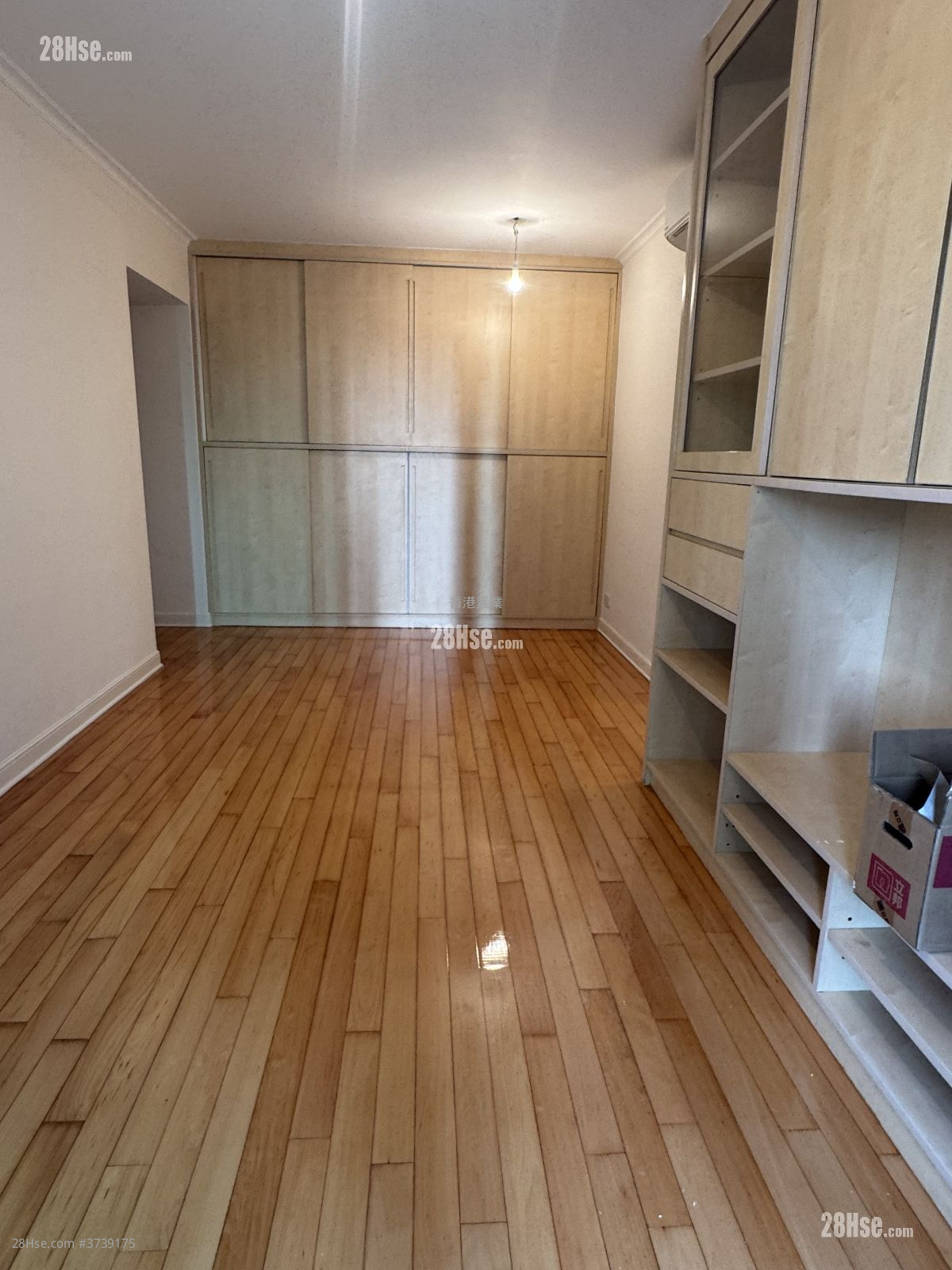 泓景臺 租盤 3 房 , 2 浴室 735 平方呎