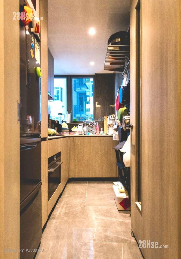 上源 售盤 2 房 , 1 浴室 551 平方呎