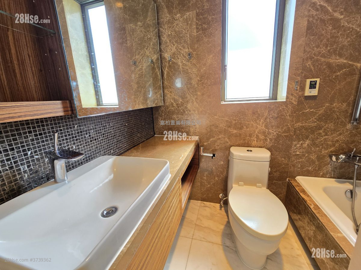 維壹 售盤 3 房 , 2 浴室 1,127 平方呎